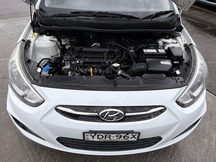 2016 Hyundai Accent Active