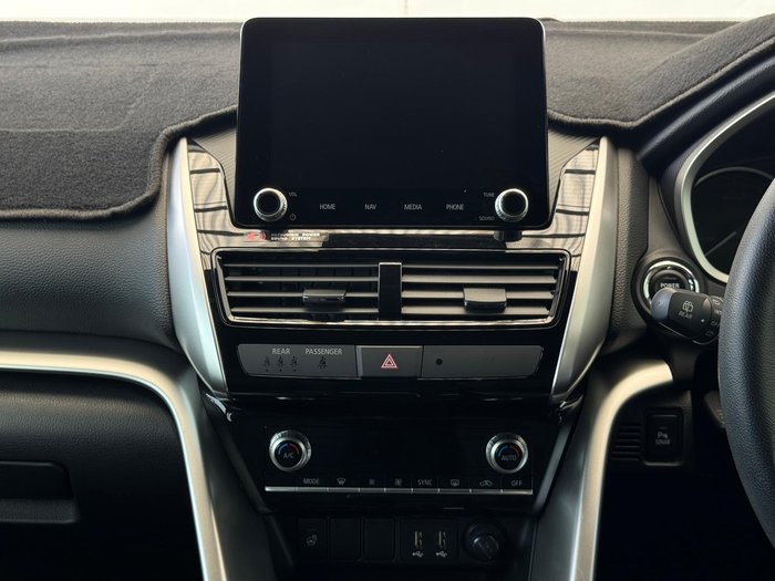 2022 Mitsubishi Eclipse Cross PHEV Exceed