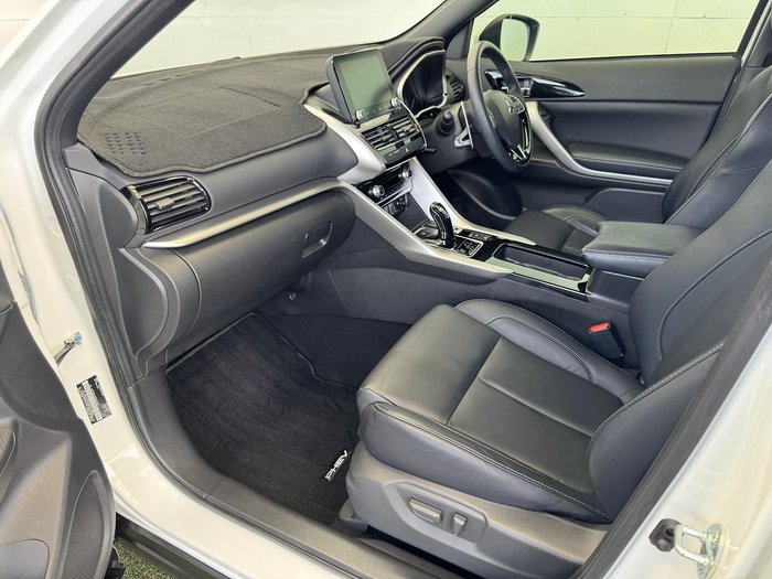 2022 Mitsubishi Eclipse Cross PHEV Exceed