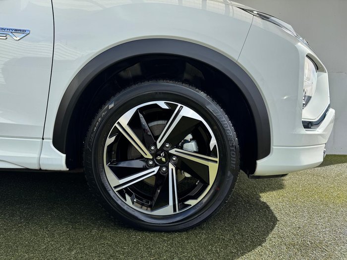 2022 Mitsubishi Eclipse Cross PHEV Exceed