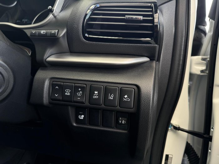 2022 Mitsubishi Eclipse Cross PHEV Exceed