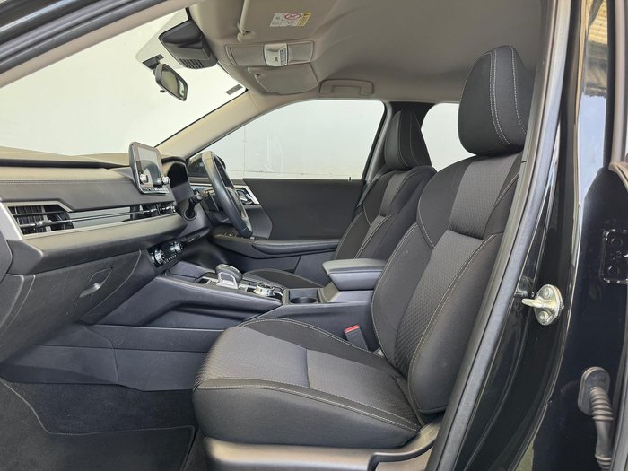 2022 Mitsubishi Outlander ES