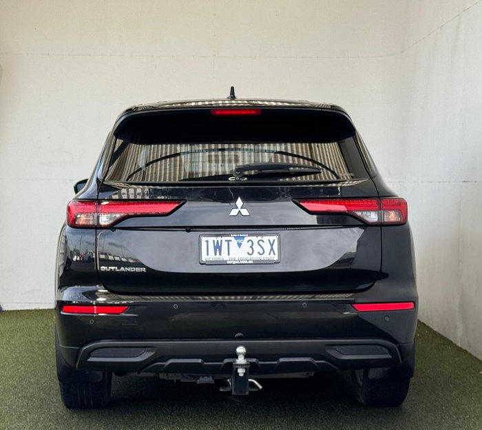 2022 Mitsubishi Outlander ES