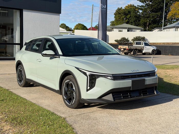 2025 Kia K4