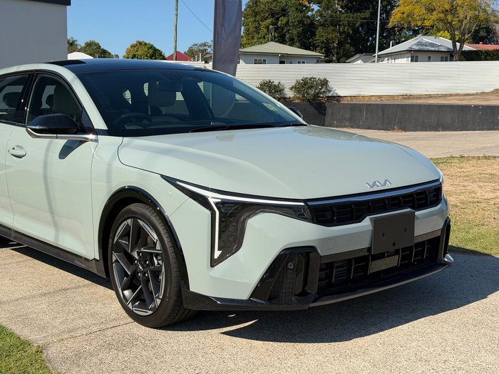 2025 Kia K4 GT-Line
