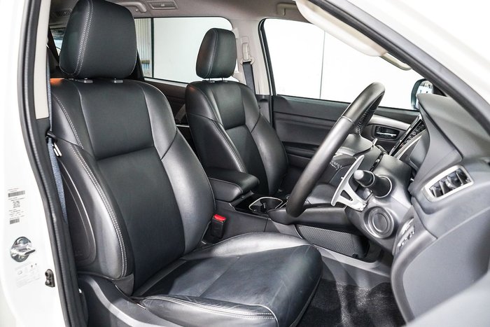 2024 Mitsubishi Pajero Sport Exceed