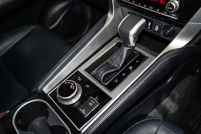 2024 Mitsubishi Pajero Sport Exceed