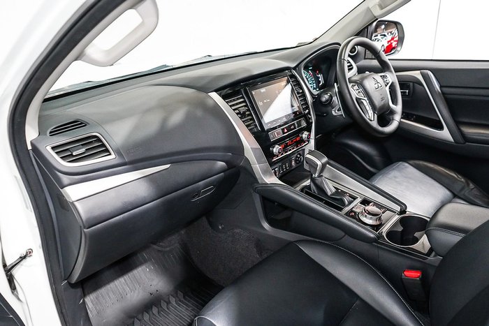 2024 Mitsubishi Pajero Sport Exceed