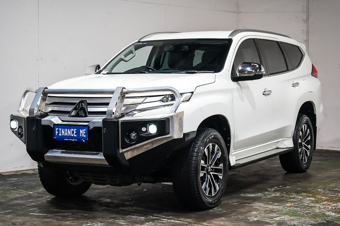 2024 Mitsubishi Pajero Sport Exceed