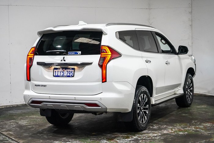 2024 Mitsubishi Pajero Sport Exceed