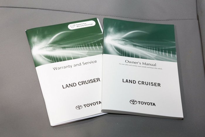 2025 Toyota Landcruiser GXL