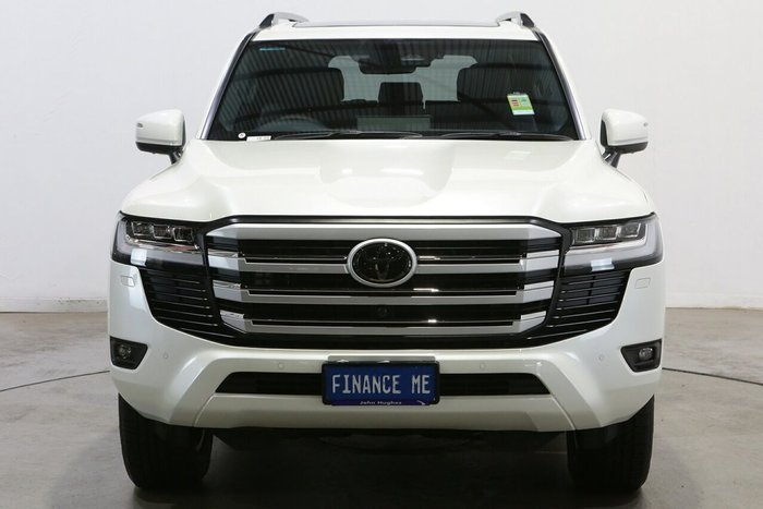 2025 Toyota Landcruiser VX