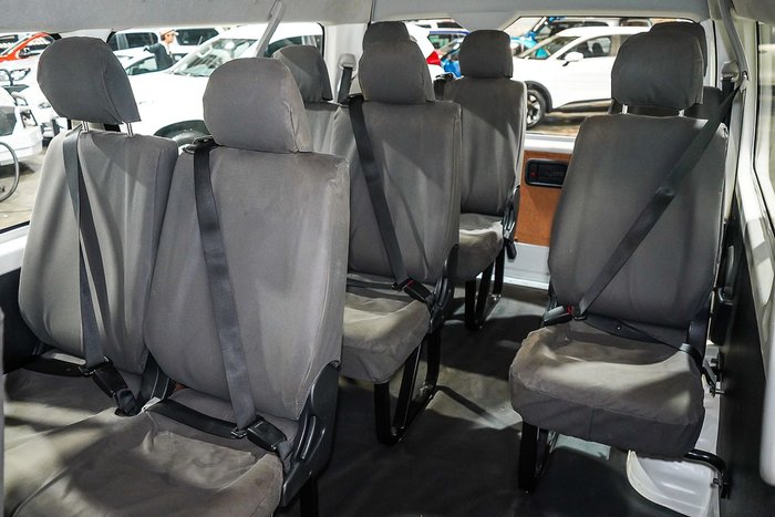 2018 Toyota Hiace Commuter