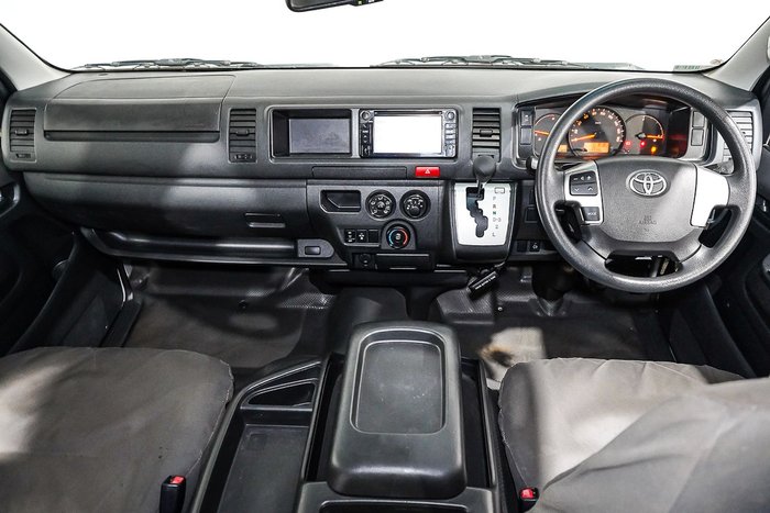 2018 Toyota Hiace Commuter