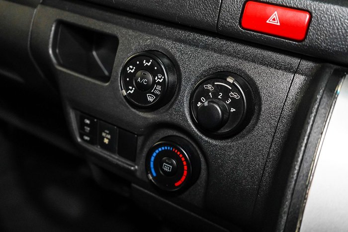 2018 Toyota Hiace Commuter