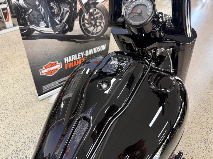 2026 Harley-Davidson Breakout 117 (FXBR) Softail Black