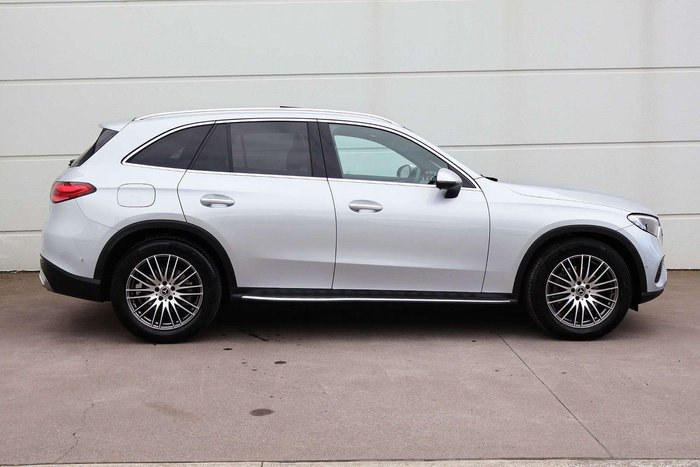 2025 Mercedes-Benz GLC-Class GLC200