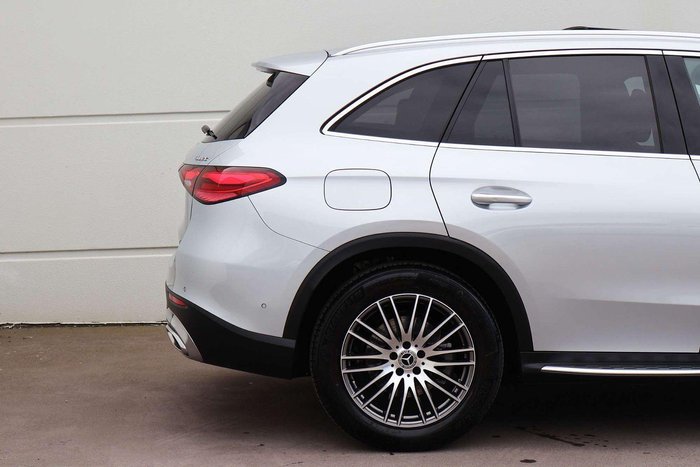 2025 Mercedes-Benz GLC-Class GLC200