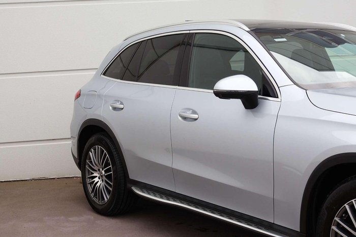 2025 Mercedes-Benz GLC-Class GLC200