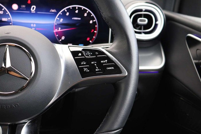 2025 Mercedes-Benz GLC-Class GLC200