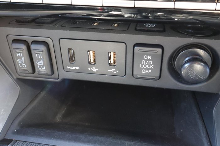 2021 Mitsubishi Pajero Sport Exceed