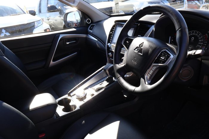 2021 Mitsubishi Pajero Sport Exceed