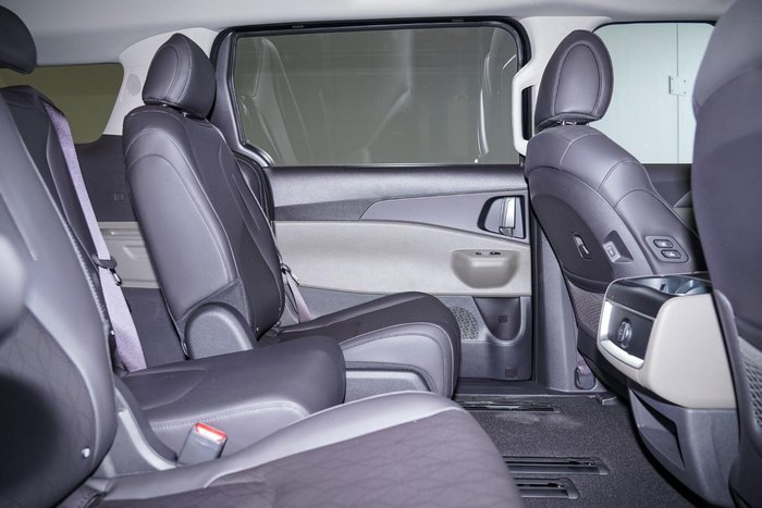 2026 Kia Carnival Sport+ HEV