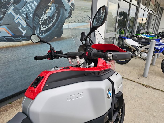 2026 BMW Motorrad R 1300 GS Red