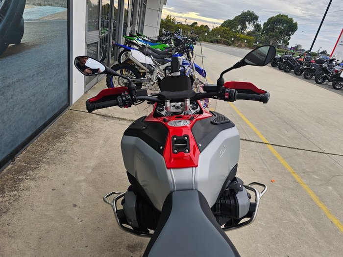 2026 BMW Motorrad R 1300 GS Red