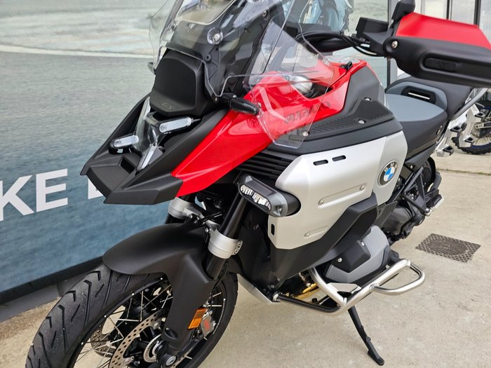 2026 BMW Motorrad R 1300 GS Red
