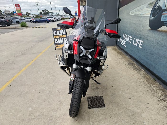 2026 BMW Motorrad R 1300 GS Red