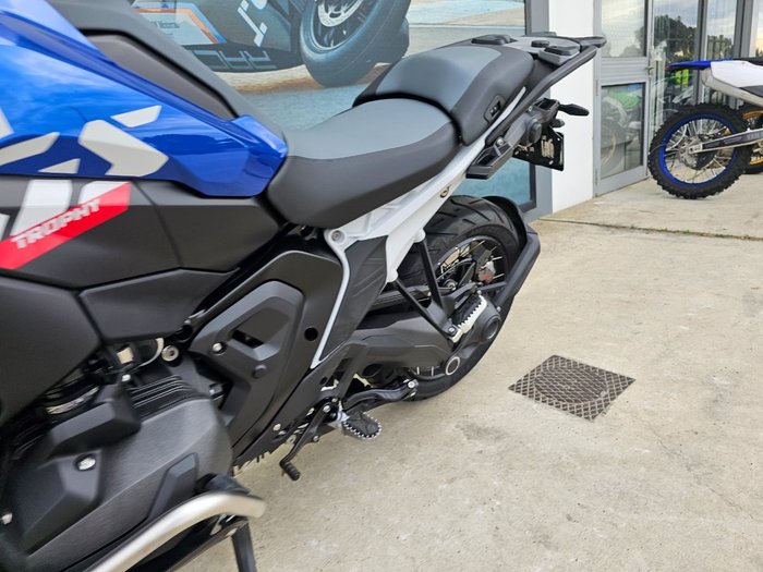 2025 BMW Motorrad R 1300 GS TROPHY Racing Blue Metallic