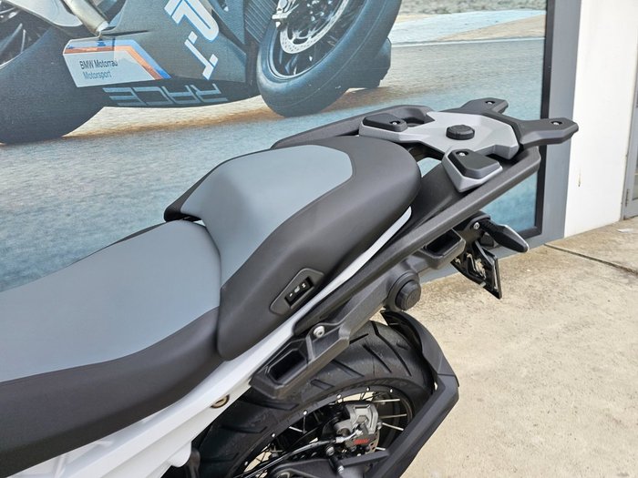 2025 BMW Motorrad R 1300 GS TROPHY Racing Blue Metallic