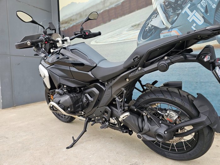 2026 BMW Motorrad R 1300 GS Black