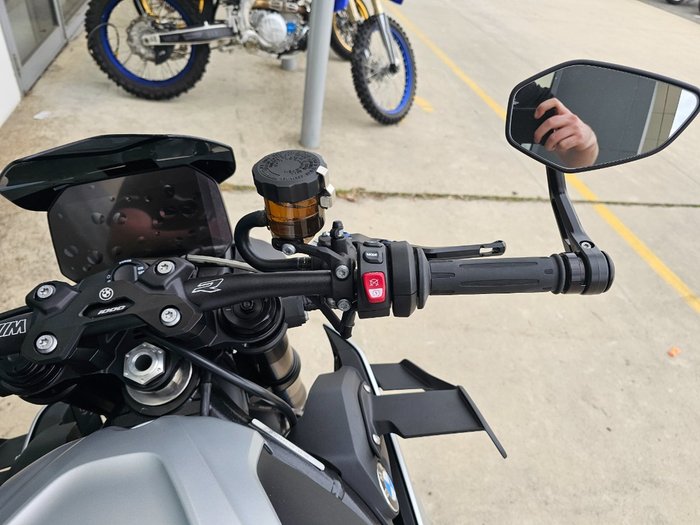 2026 BMW Motorrad M 1000 R Silver