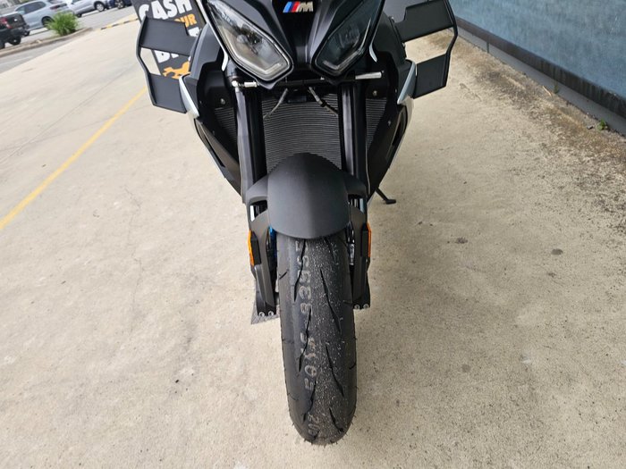 2026 BMW Motorrad M 1000 R Silver