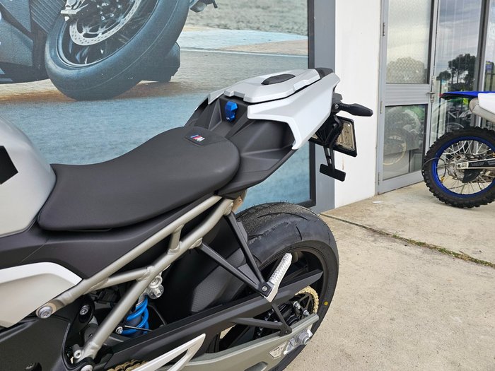 2026 BMW Motorrad M 1000 R Silver