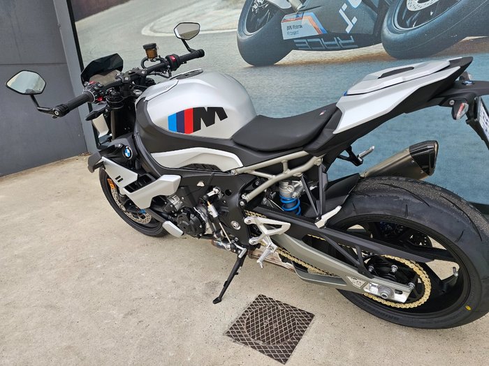 2026 BMW Motorrad M 1000 R Silver