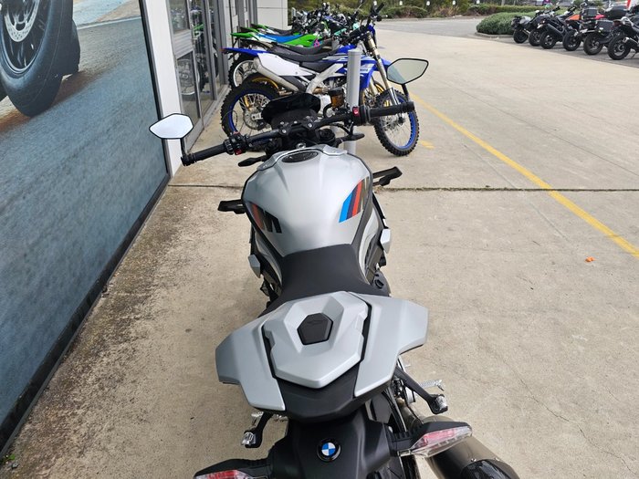 2026 BMW Motorrad M 1000 R Silver