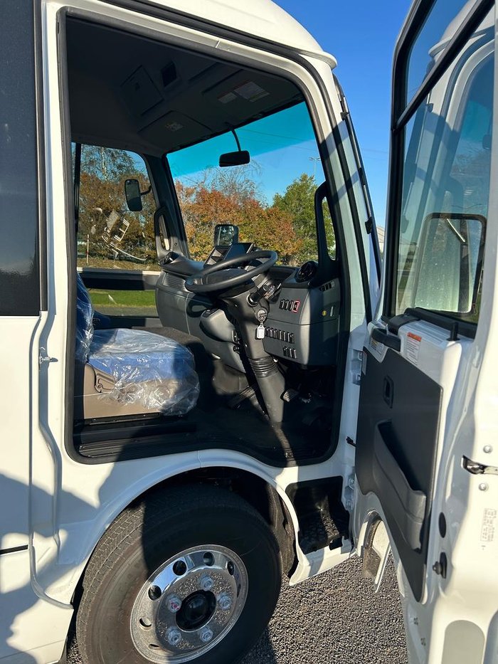 2026 Fuso Rosa 25 Seat