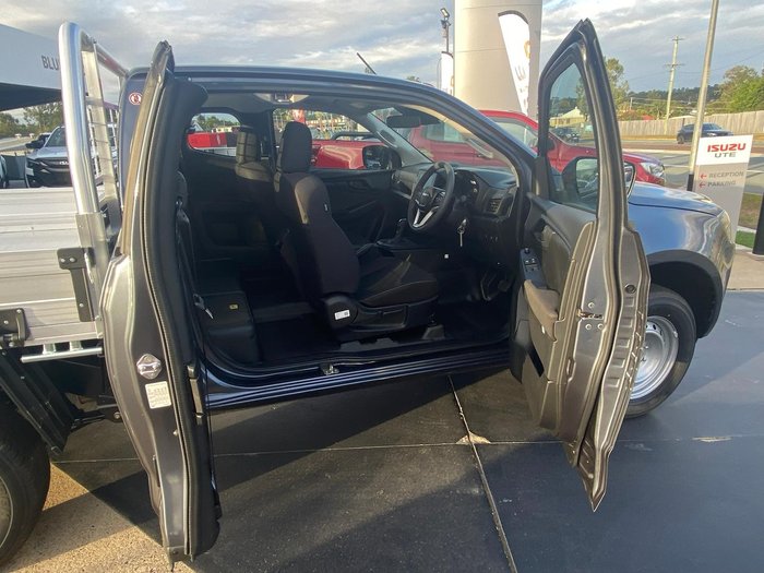 2025 Isuzu D-MAX SX High Ride