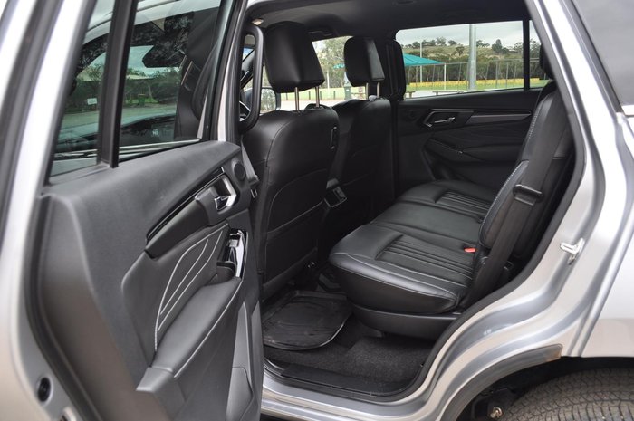 2025 Isuzu MU-X LS-T