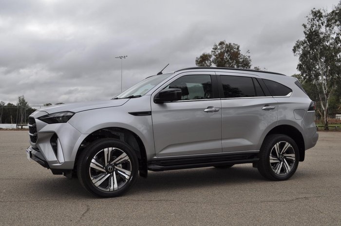 2025 Isuzu MU-X LS-T