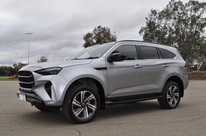 2025 Isuzu MU-X LS-T