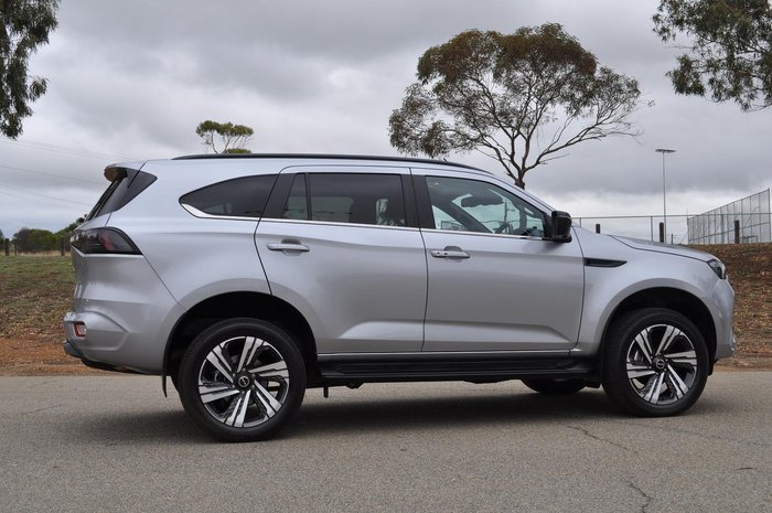 2025 Isuzu MU-X LS-T