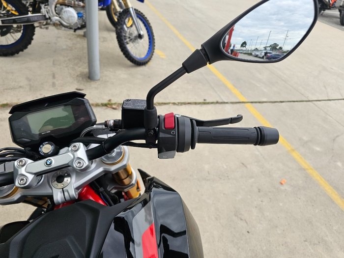 2024 BMW Motorrad G 310 R GRANITGRAU METALLIC