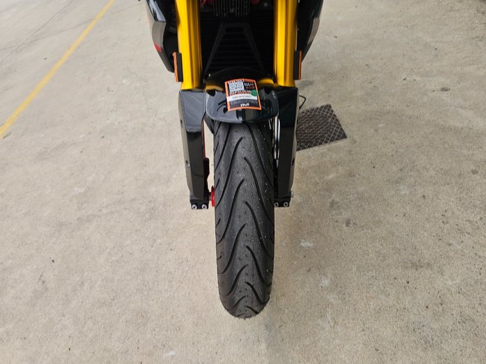 2024 BMW Motorrad G 310 R GRANITGRAU METALLIC