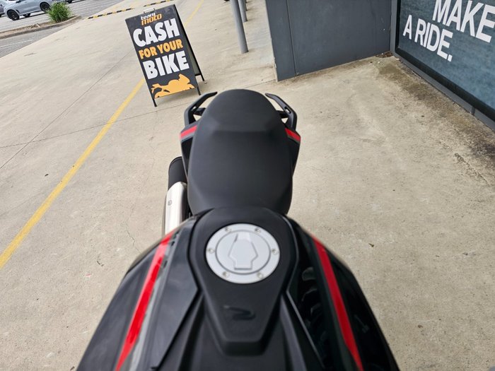 2024 BMW Motorrad G 310 R GRANITGRAU METALLIC