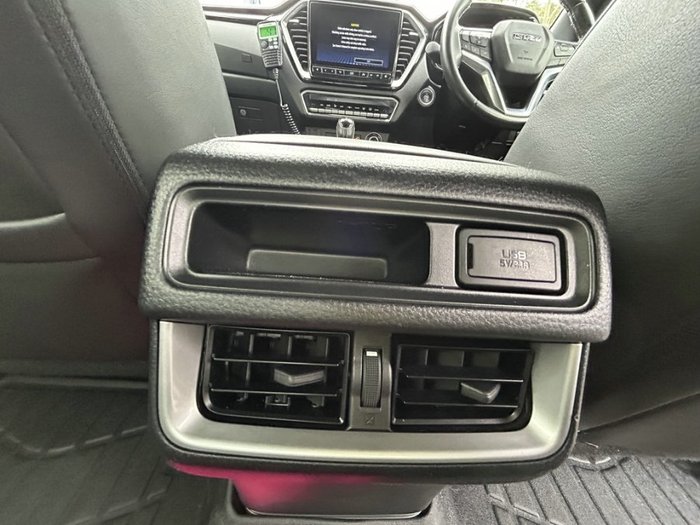 2021 ISUZU D-MAX X-TERRAIN DUAL CAB
