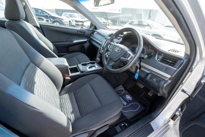 2016 Toyota Camry Altise